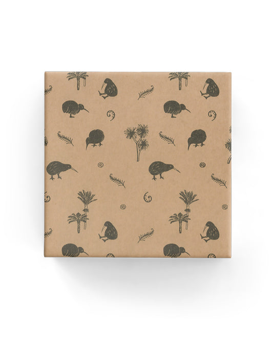 Little Kiwi Wrap Black on Kraft***